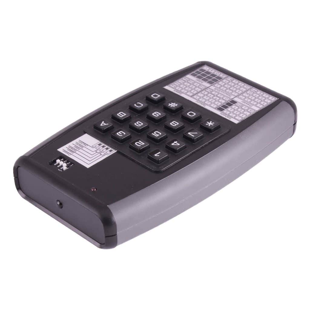 Universal service remote control for fuel pumps (Tokheim, Wayne Dresser
